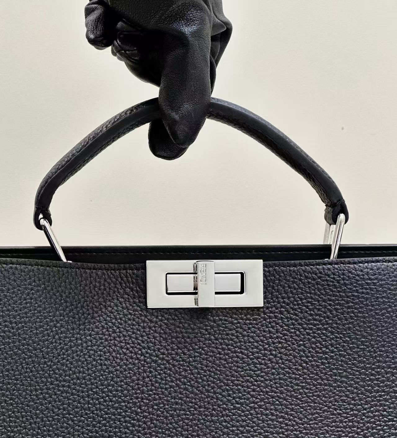 d677f1c2959e7fbd7df5217bb9c7de53_1762771081_9129.jpg