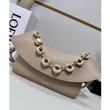 로에베 OLA 올라 미디엄 레더 숄더 AP22P22