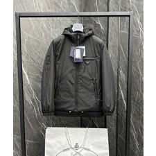 프라다 리나일론 다운 자켓 패딩