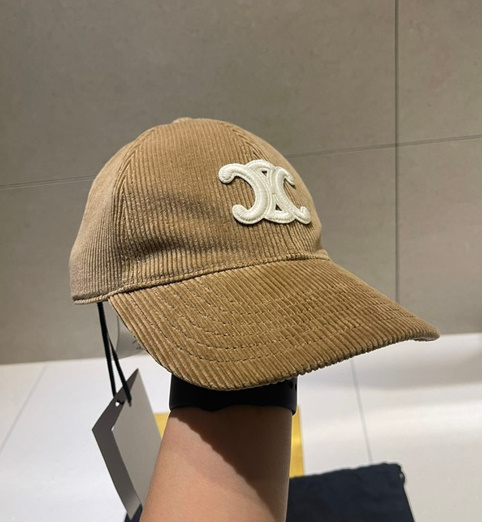 셀린느 모자