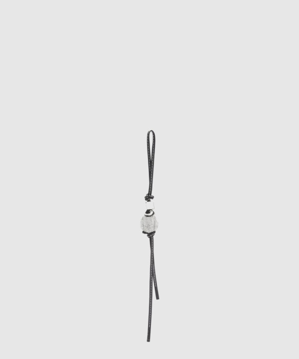 로에베 제비 챰