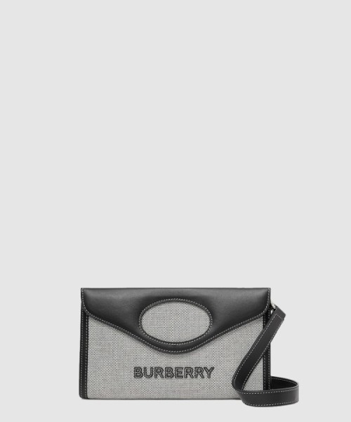 버버리 캔버스 폴드오버백 8039506
