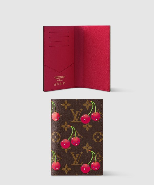 루이비통 LV x TM 패스포트 커버 M13424