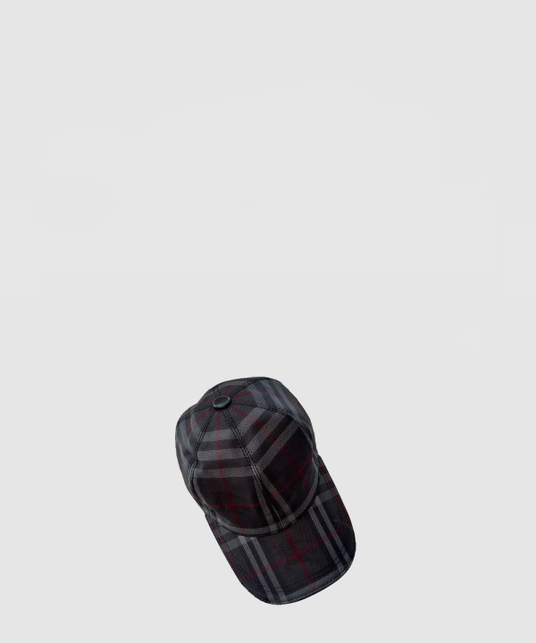 버버리 베이스볼 캡 8065247