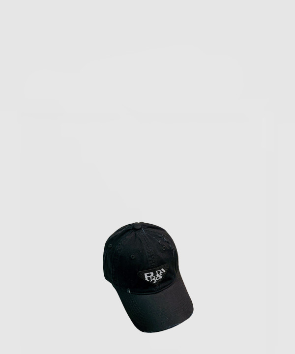 프라다 베이스볼 캡 1HC671