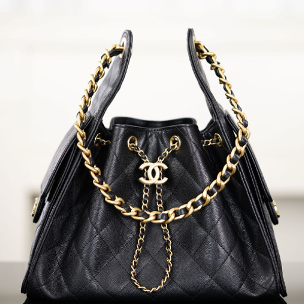 [정품최상급] 샤넬 25S 25백 드로우스트링 호보백 26