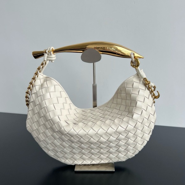 보테가 베네타 사르딘 체인백 (씨솔트)
