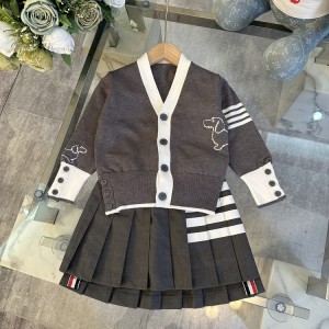 톰브라운 키즈 가디건 스커트 셋업