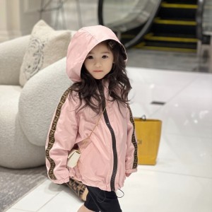 펜디 키즈 후드 양면 바람막이