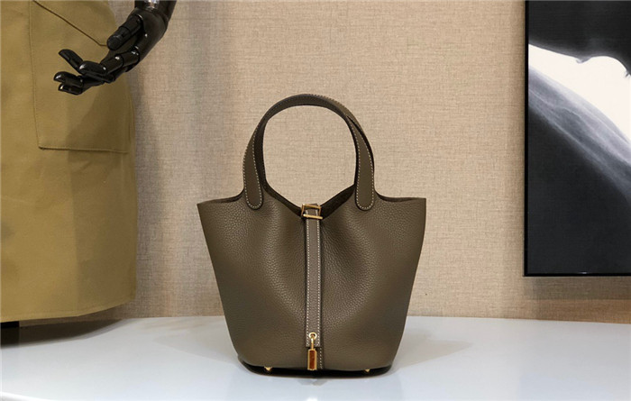 300868_2.jpg 300868_2.jpg