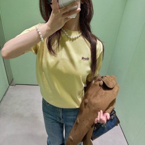 [고퀄]프라다 반팔 니트