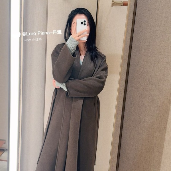 로로피아나 26s 벨티드 롱 코트