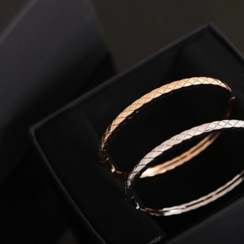 [18K GOLD 주문제작] 샤넬 코코크러쉬 팔찌 뱅글