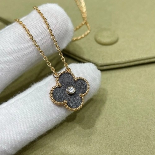 [18K GOLD 주문제작] 반클리프 빈티지 알함브라 다이아 목걸이