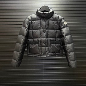 몽클레르 MONCLER 짧은 기장 스탠드칼라 여성용 루즈핏 패딩 재킷