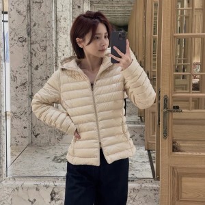 몽클레어 FW26 여성 몽클레어 패딩 점퍼 4컬러 L20931A00092597YG999 M