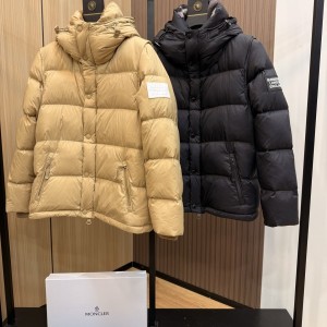 버버리 디테쳐블 슬리브 후드 패딩