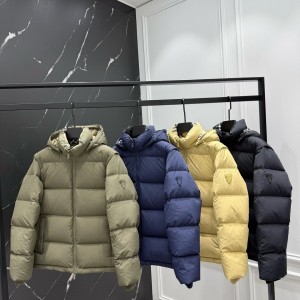 버버리 덕다운 B패치 패딩