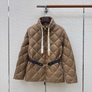 막스마라 더 큐브 소프트 B 발수 패딩 브라운