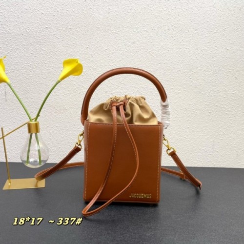 자크뮈스 르 소 카레 버킷백 16*18*17cm
