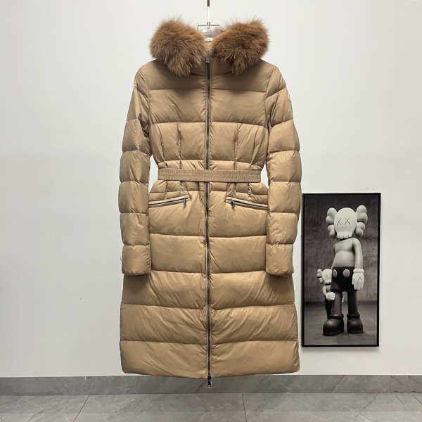몽클레어 보에딕 후드 시어링 트리밍 롱 다운 재킷 베이지