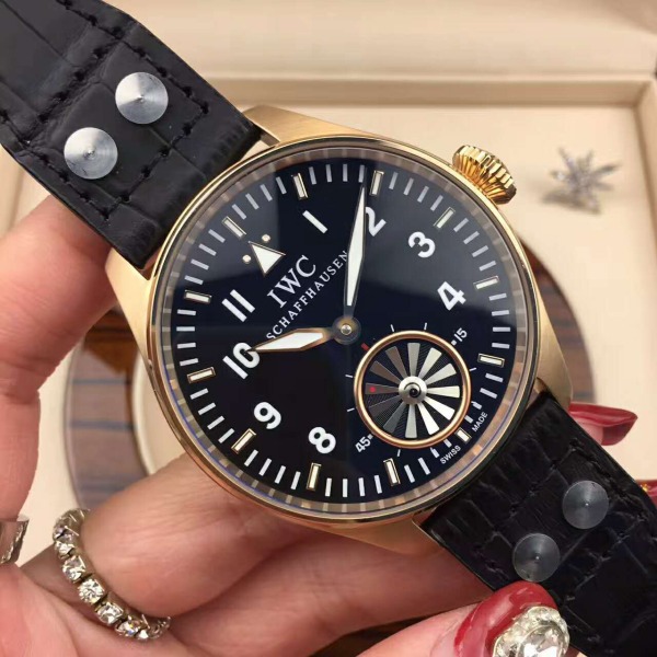 IWC 빅 파일럿 워치 '마커스 뷸러' 에디션