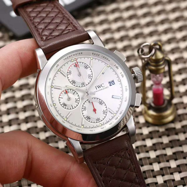 IWC 인제니어 크로노그래프 'W 125' 에디션