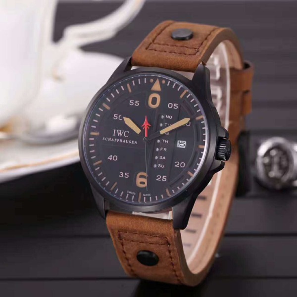 IWC 파일럿 워치 탑건 미라마