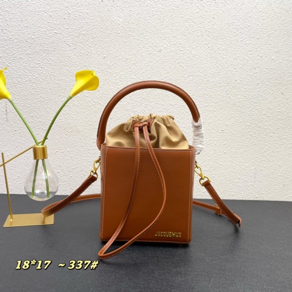 자크뮈스 르 소 카레 버킷백 16*18*17cm