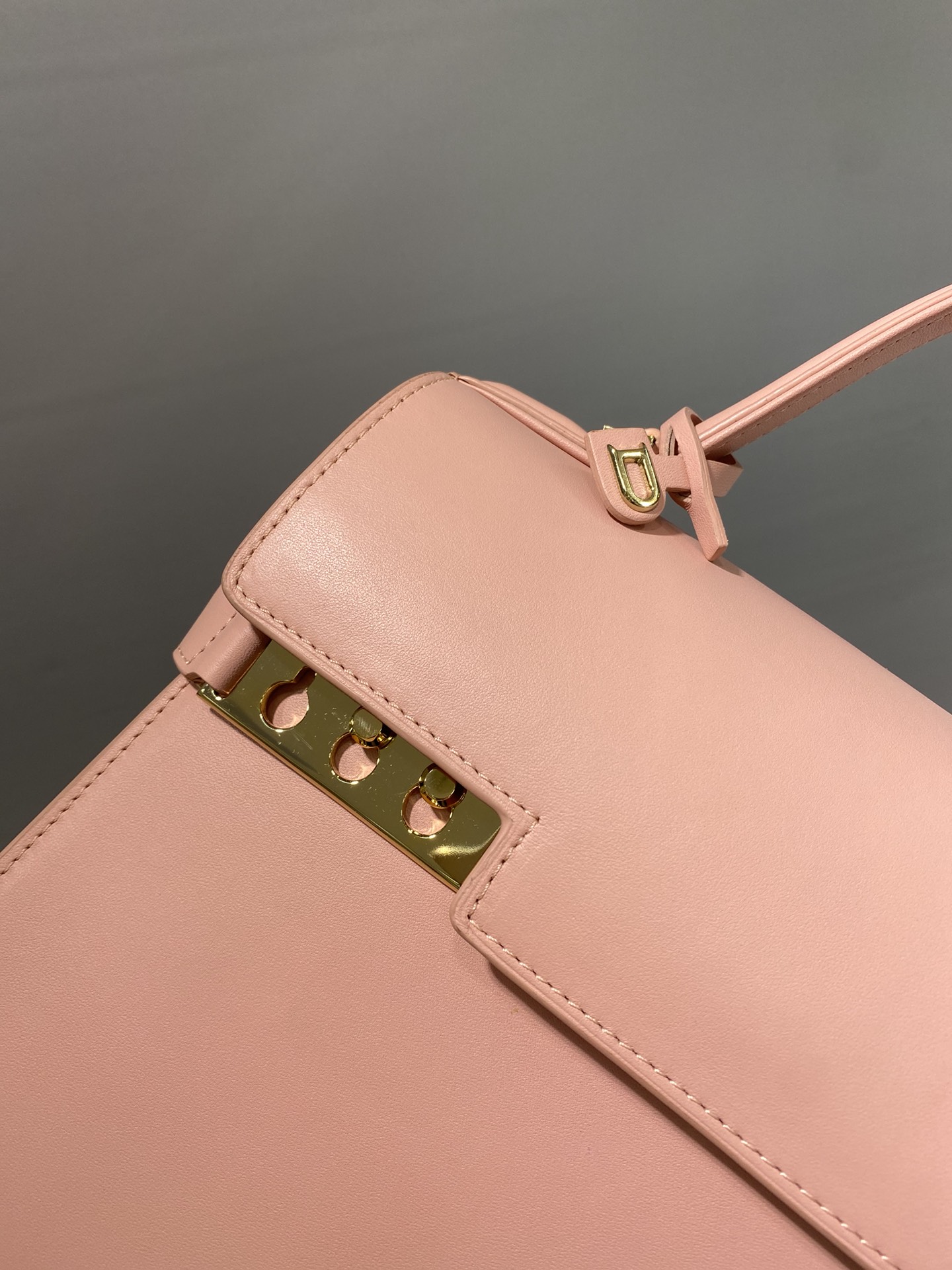 138652786_6.jpg