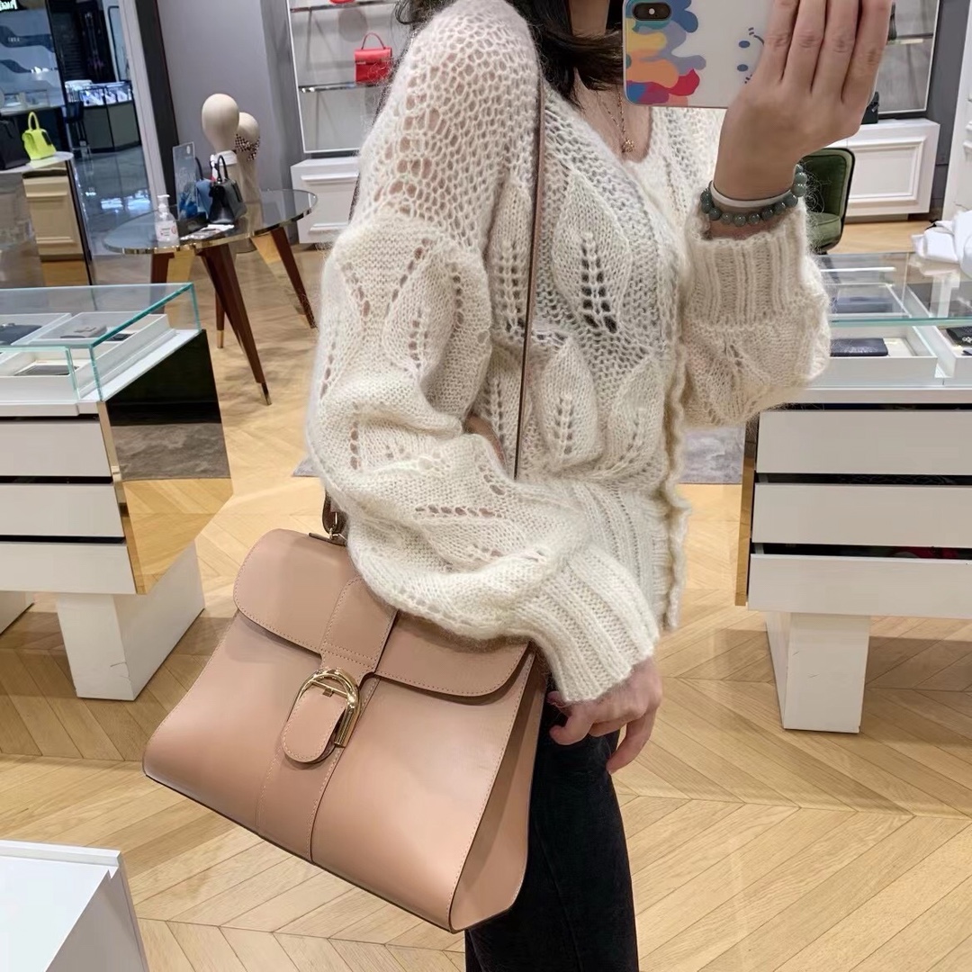 138698215_5.jpg